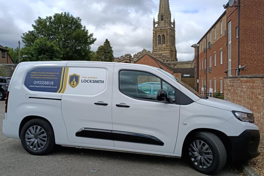 Home 2 The Parish locksmith work van