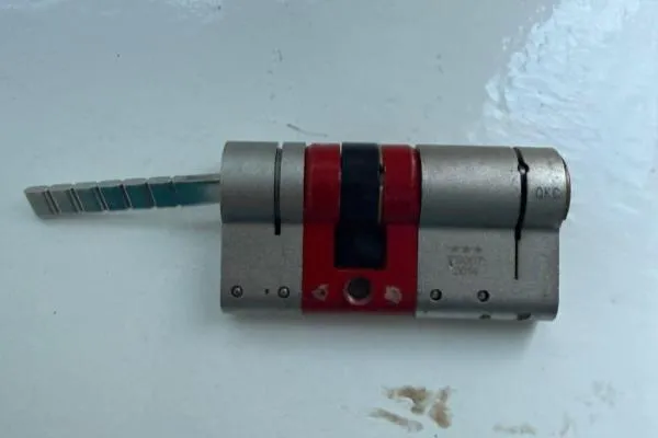 Lock repair in Sharnbrook involving a euro cylinder