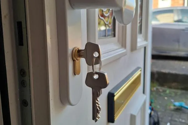 Emergency locksmith in Ringstead securing a uPVC door