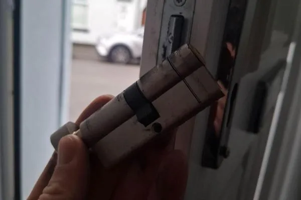 Lock change in Ringstead replacing a euro cylinder